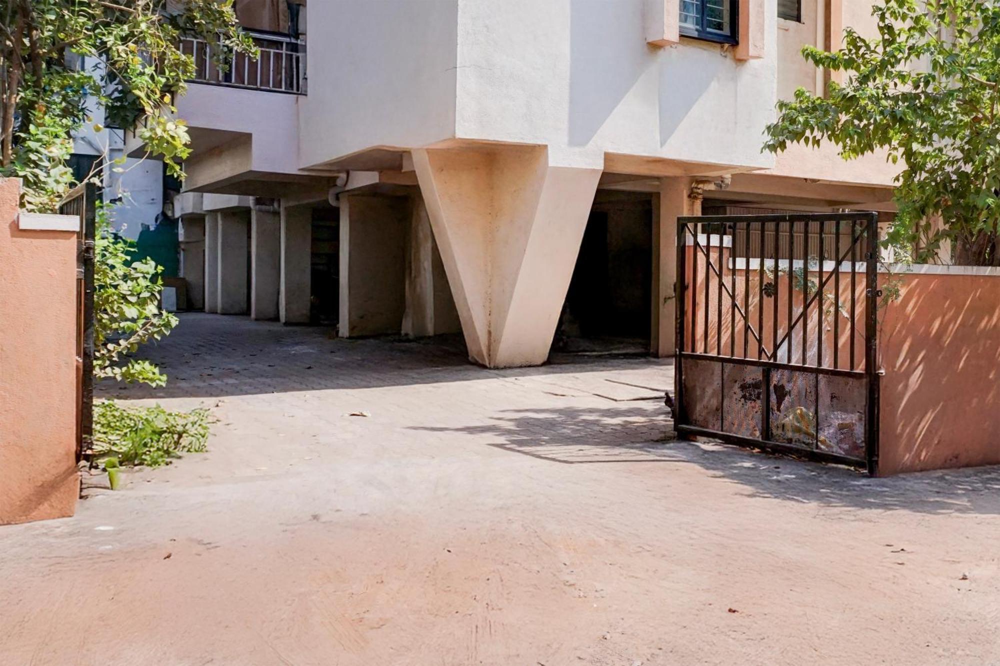 Super Collection O Veerbhadra Nagar Baner Hotel Méribel Village Eksteriør billede